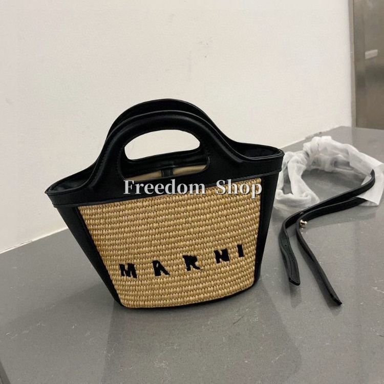 新品、未使用 🌸 MARNI マルニ カゴバッグ ショルダーバッグ クロス  