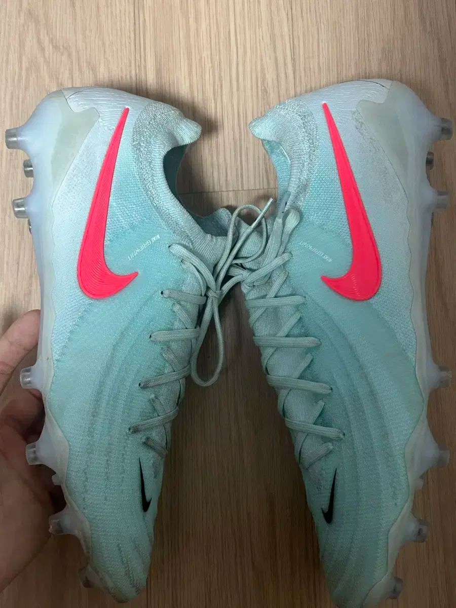 NIKE ナイキ