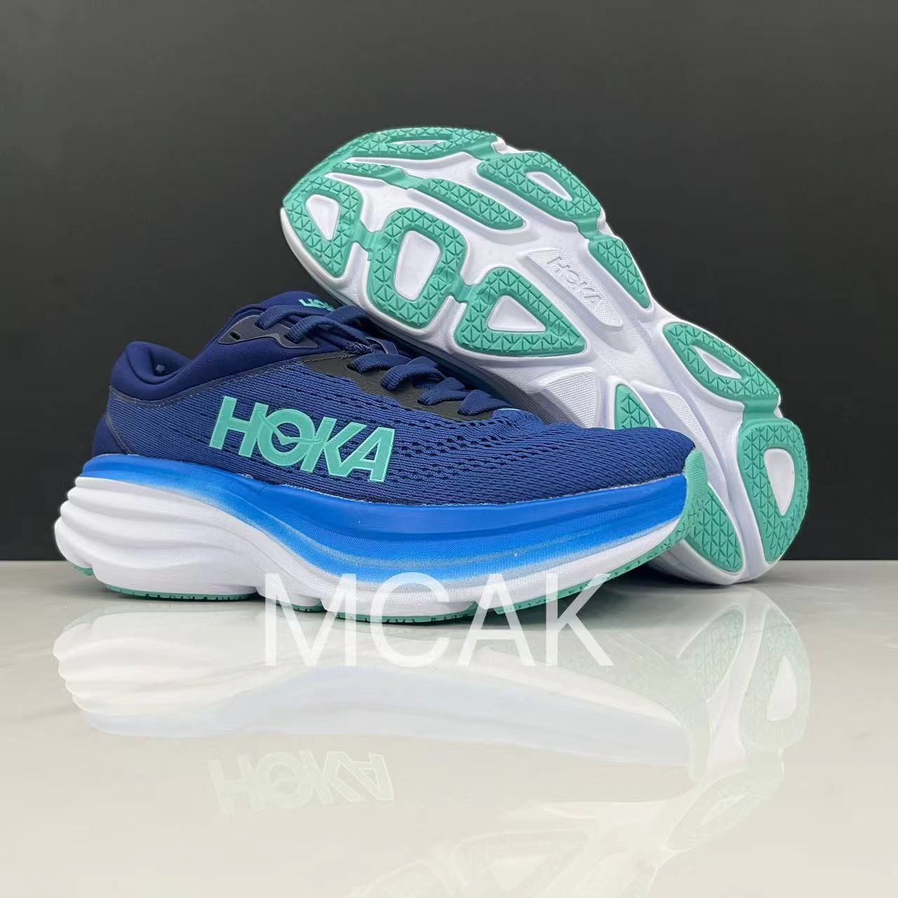 HOKA ONE ONE BONDI 8 ホカオネオネ ボンダイ8 ランニングシューズ スニーカー 軽量 耐久性 レディース