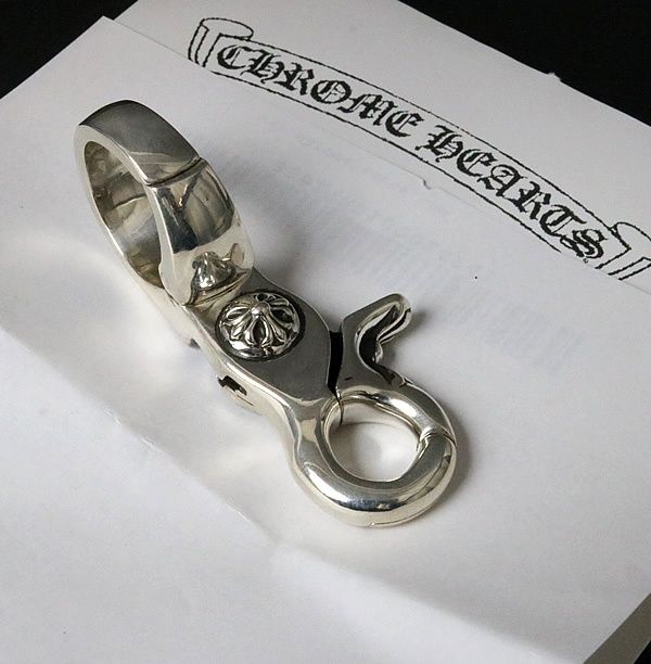 クロムハーツ クイックキーリング 52e17cea68c742985f77454e03c5dc