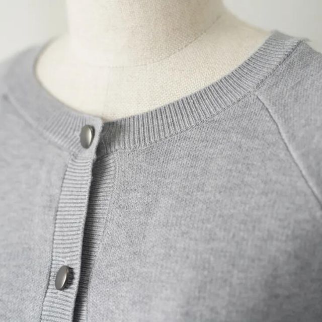  MK･b エムケービー 編立ヤーン ラグランカーディガン グレーxオフ size 40 ジャケット ブルゾン ニット 五分袖 七分袖 カーディガン ボレロ アンサンブル