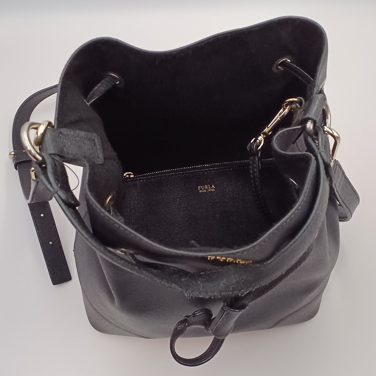 美品 フルラ コスタンザ 2way 巾着 ショルダーバッグ FURLA 【極美品 