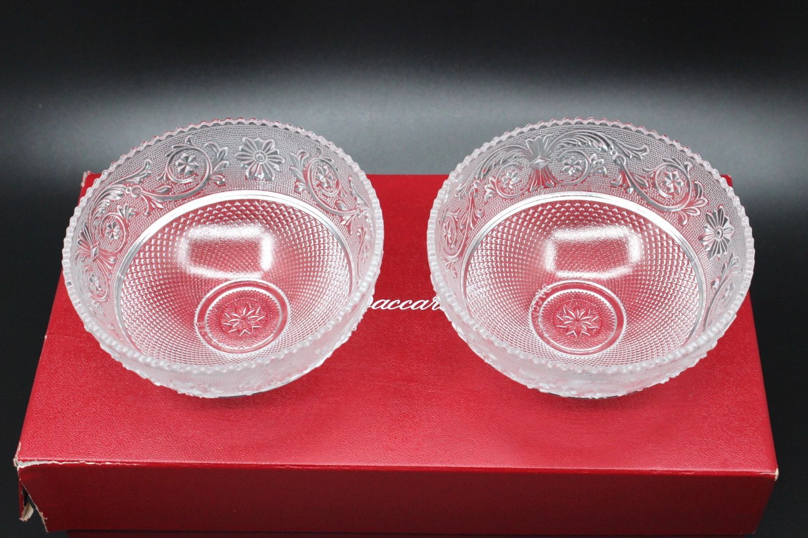 ✨️新品未使用箱付✨️Baccarat アラベスク ペア ボウル クリスタル 2個セット】 バカラ アラベスク 12cm ボウル ペア クリア