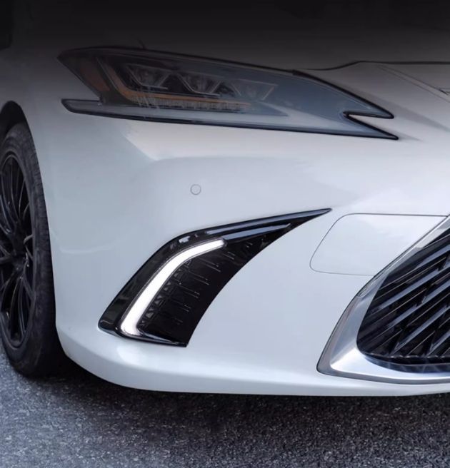 レクサス ES ES260300h ES200 2018年 - ドレスアップ フロントフォグランプ ディライト サイド 外装カスタム 流れるウィンカー