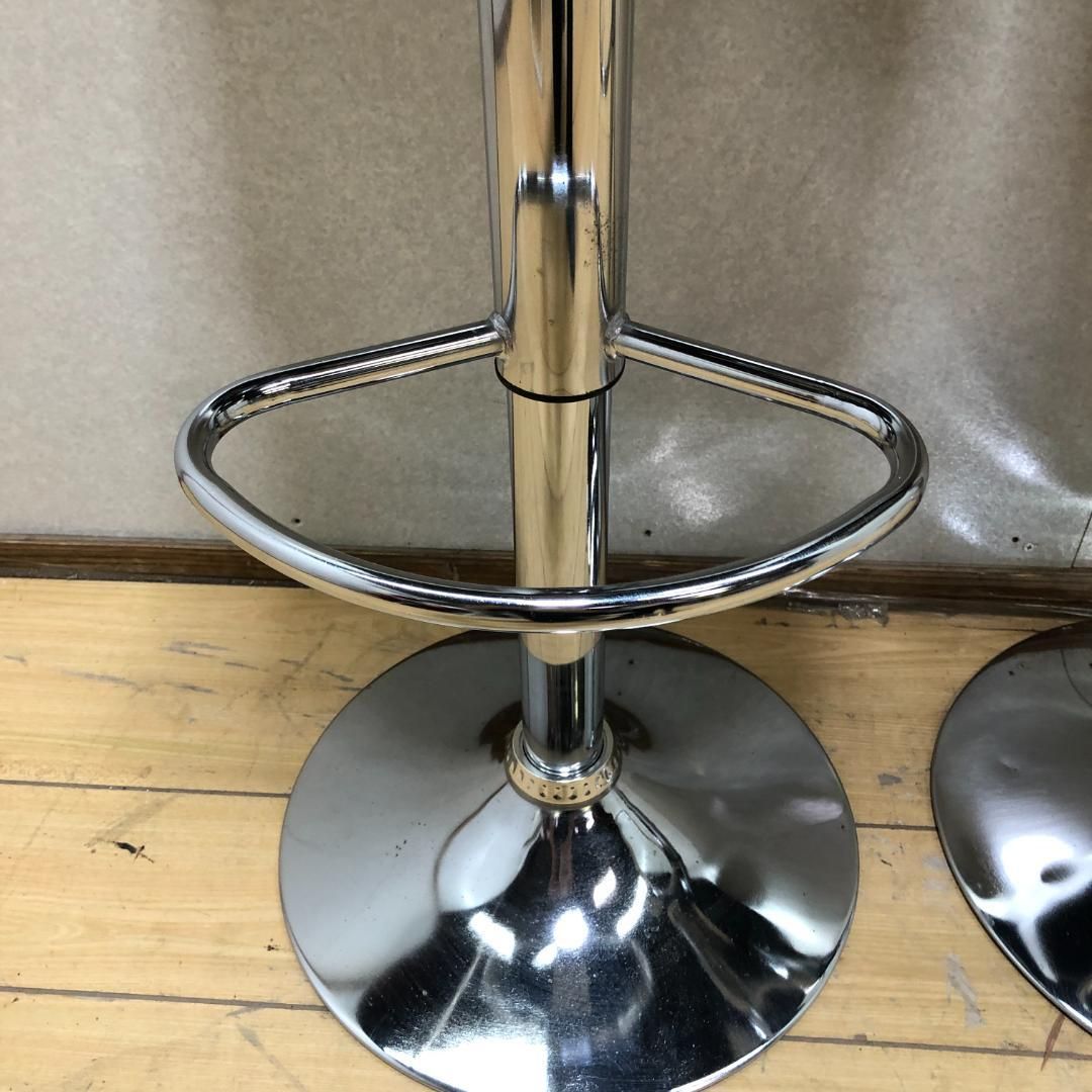 希少 ヴィンテージ♦️猫脚 鋲留 回転 ハイチェア♦️ゴシック♦️送料