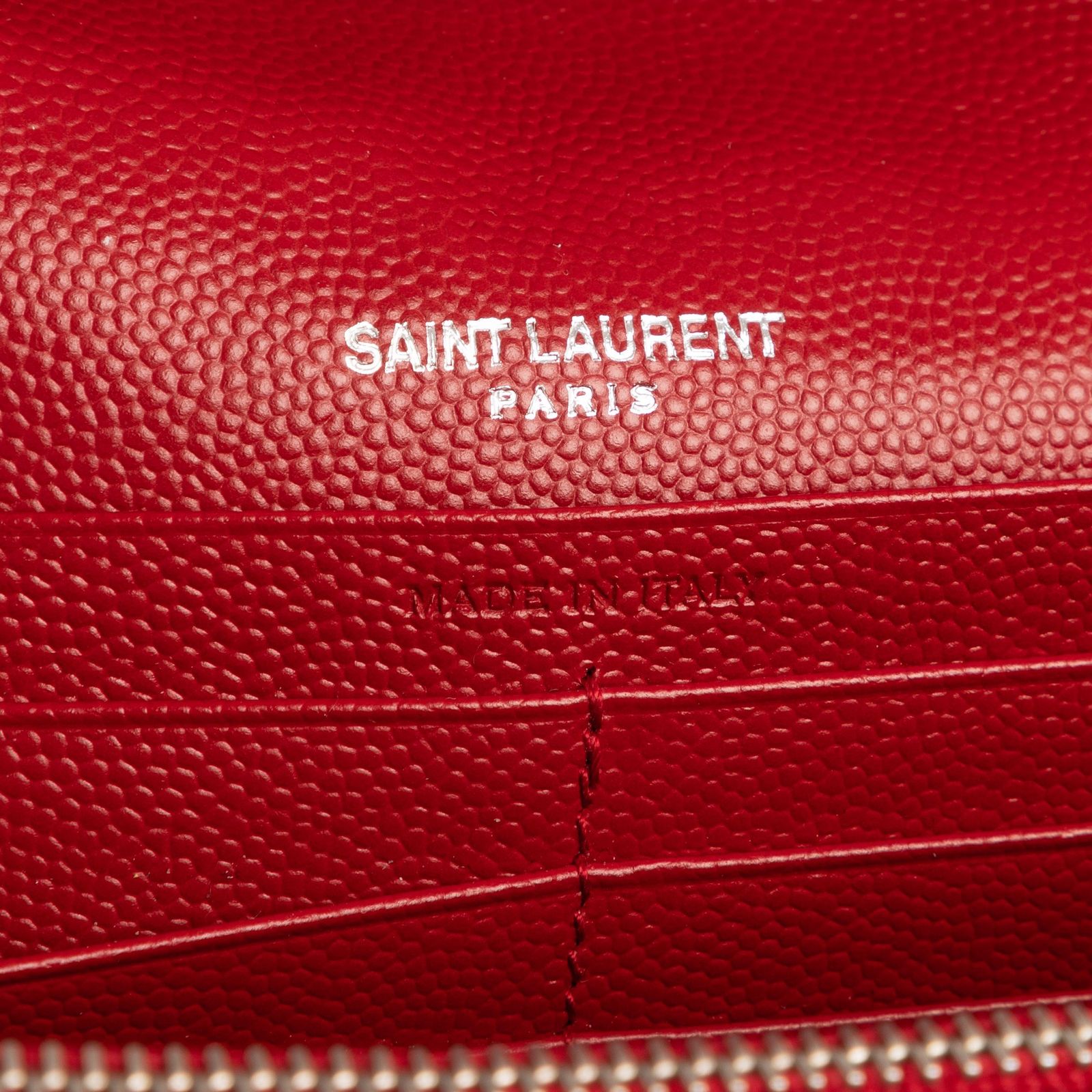 YVES SAINT LAURENT イヴサンローランチェーンウォレット赤マトラッセ グレイン ド プードルA DECORATOM_COM_BR