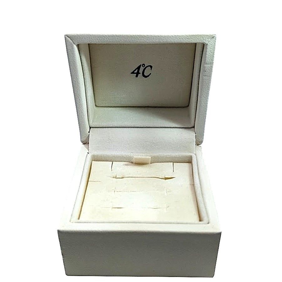 4℃ ヨンドシー ダイヤモンドV字リング - メルカリ 