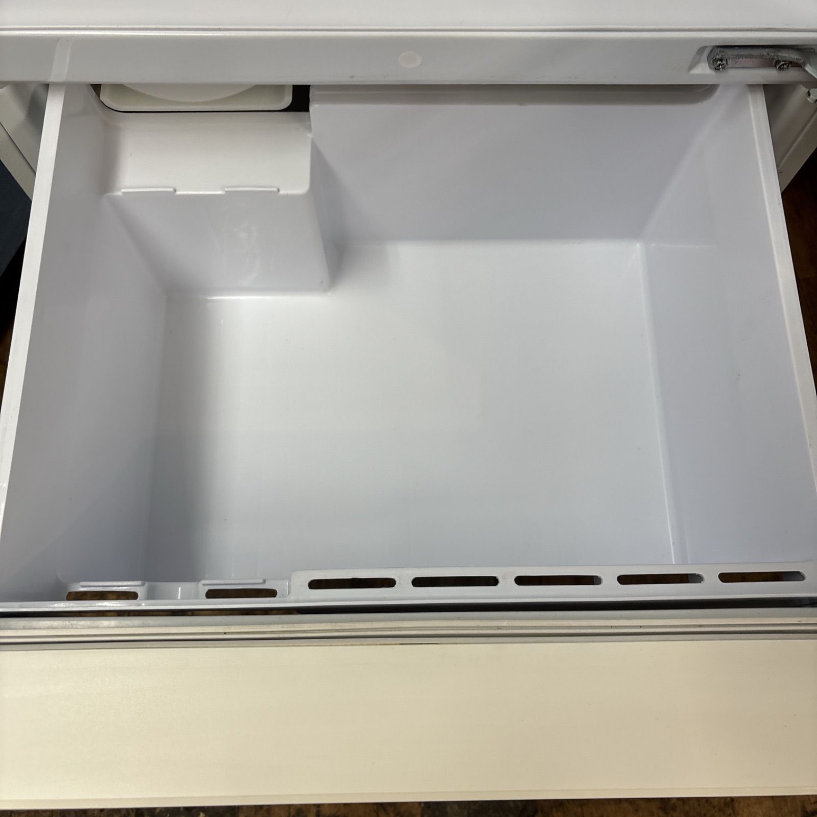 I743 名古屋市近郊配送設置無料 AQUA 冷蔵庫 272L 動作 済 クリーニング済 WWW_KANDAIZUMI_COM