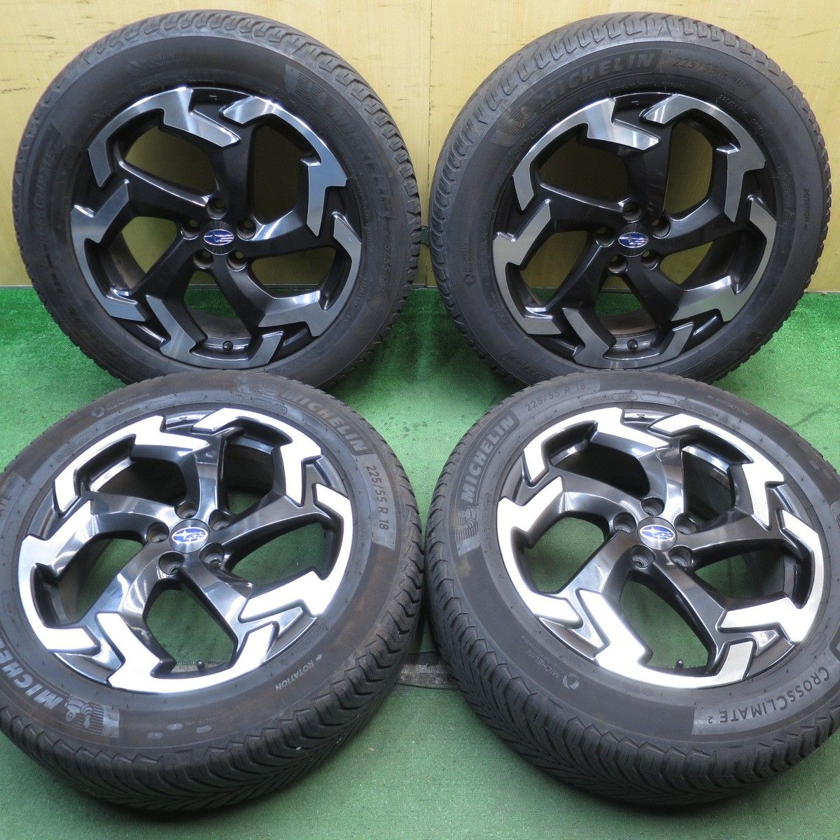 キレイ！23年☆スバル XV アドバンス 純正 225/55R18 オールシーズン 