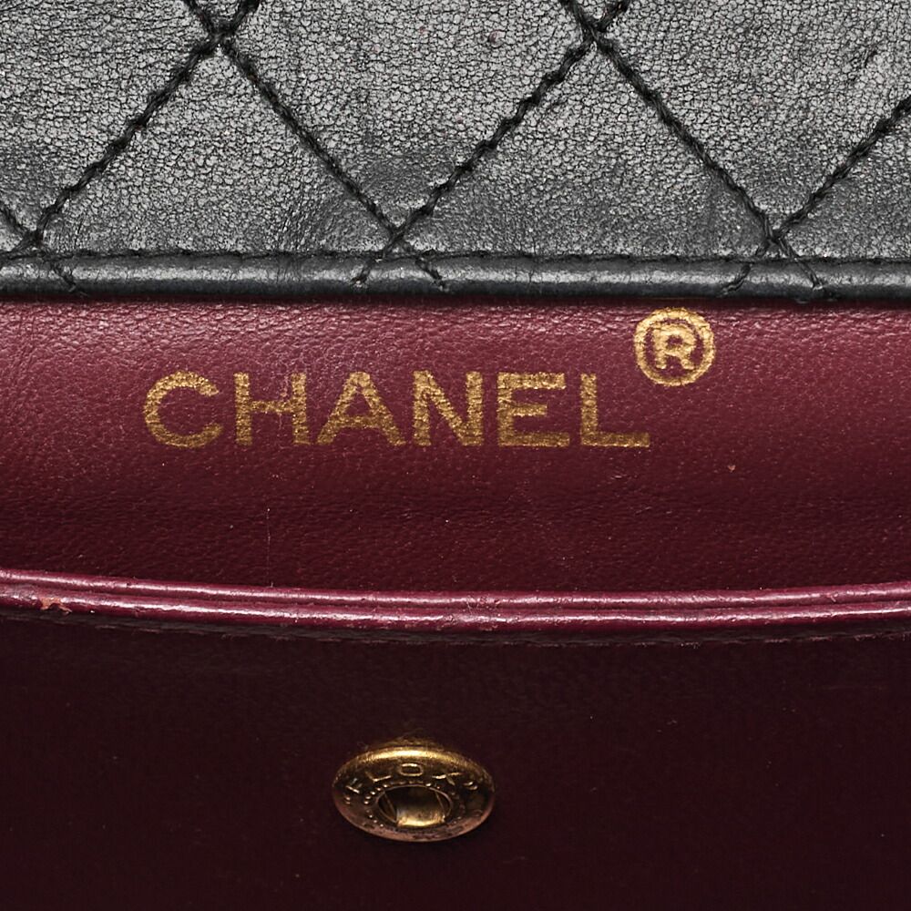 シャネル チェーンショルダーバッグ