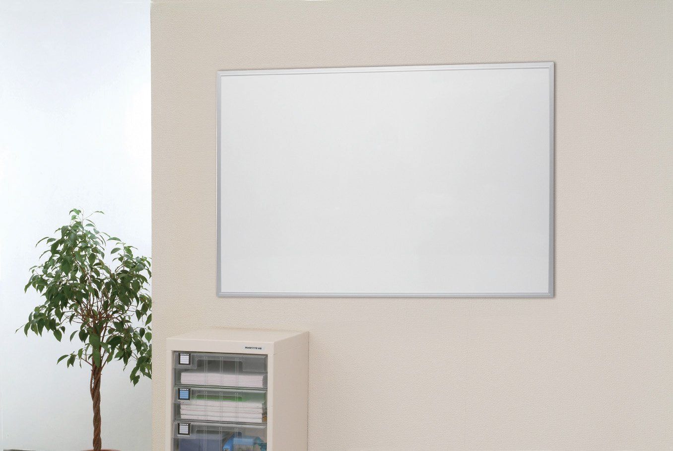 【在庫処分】薄型アルミホワイトボード600×450mm ナカバヤシ WBA-U6045 | ナカバヤシ アルミフレーム 薄型アルミホワイトボード900×600mm wba-u6045 600×450