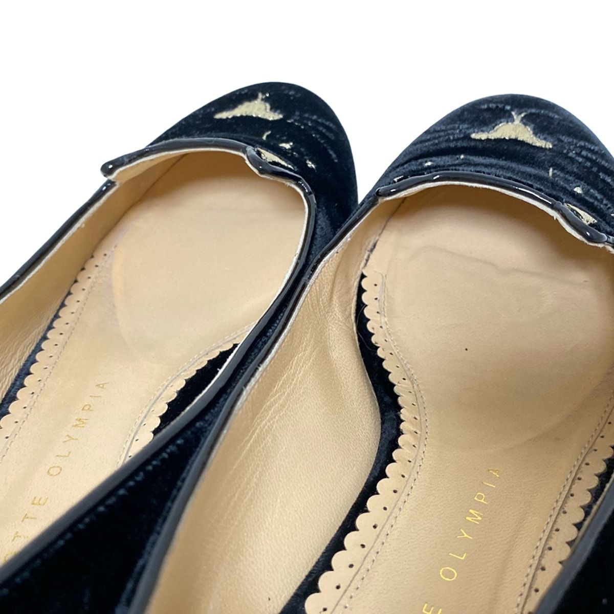 シャーロットオリンピア フラットシューズ