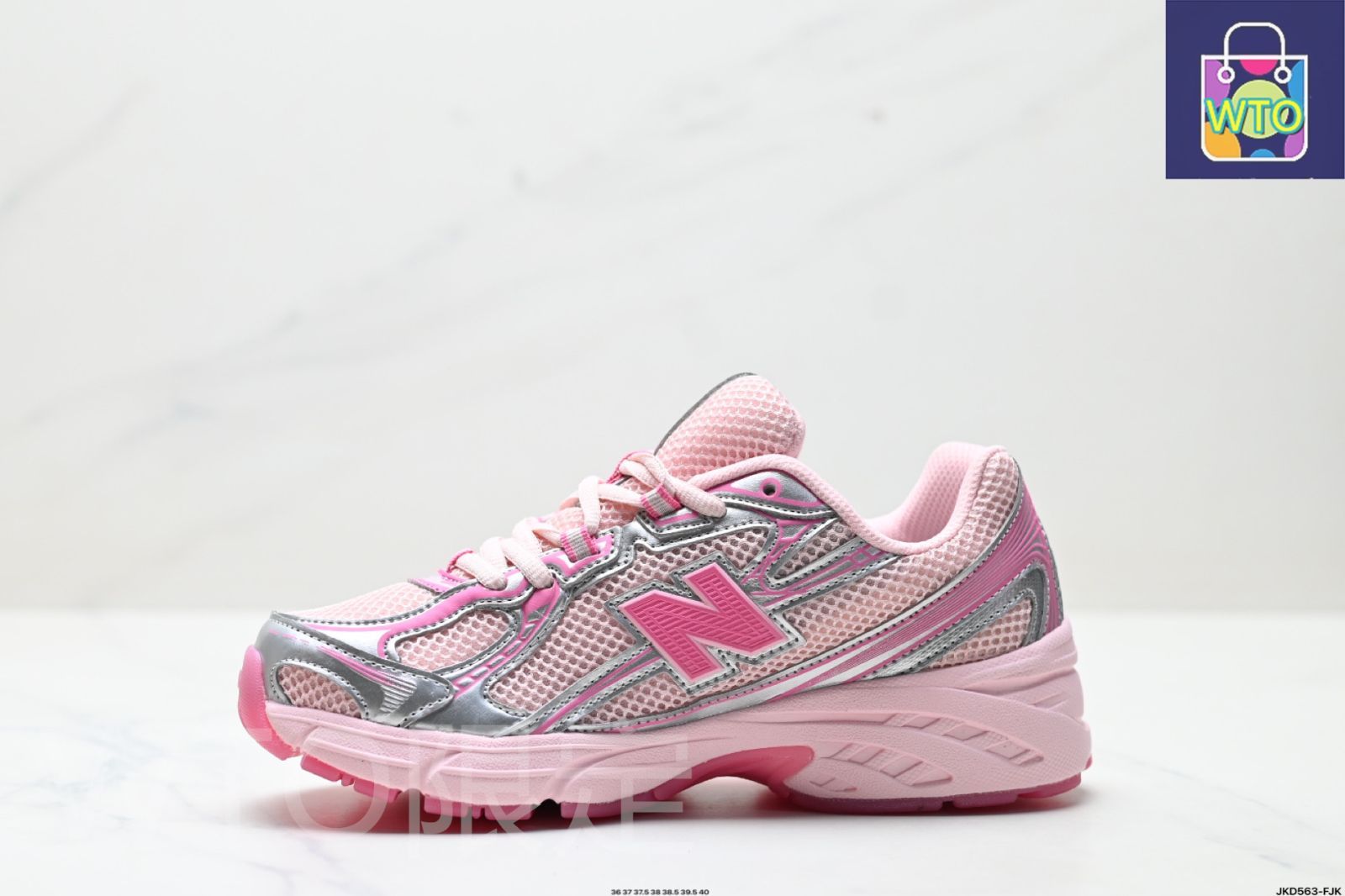 ニューバランス 中古ランニングシューズ New Balance 740