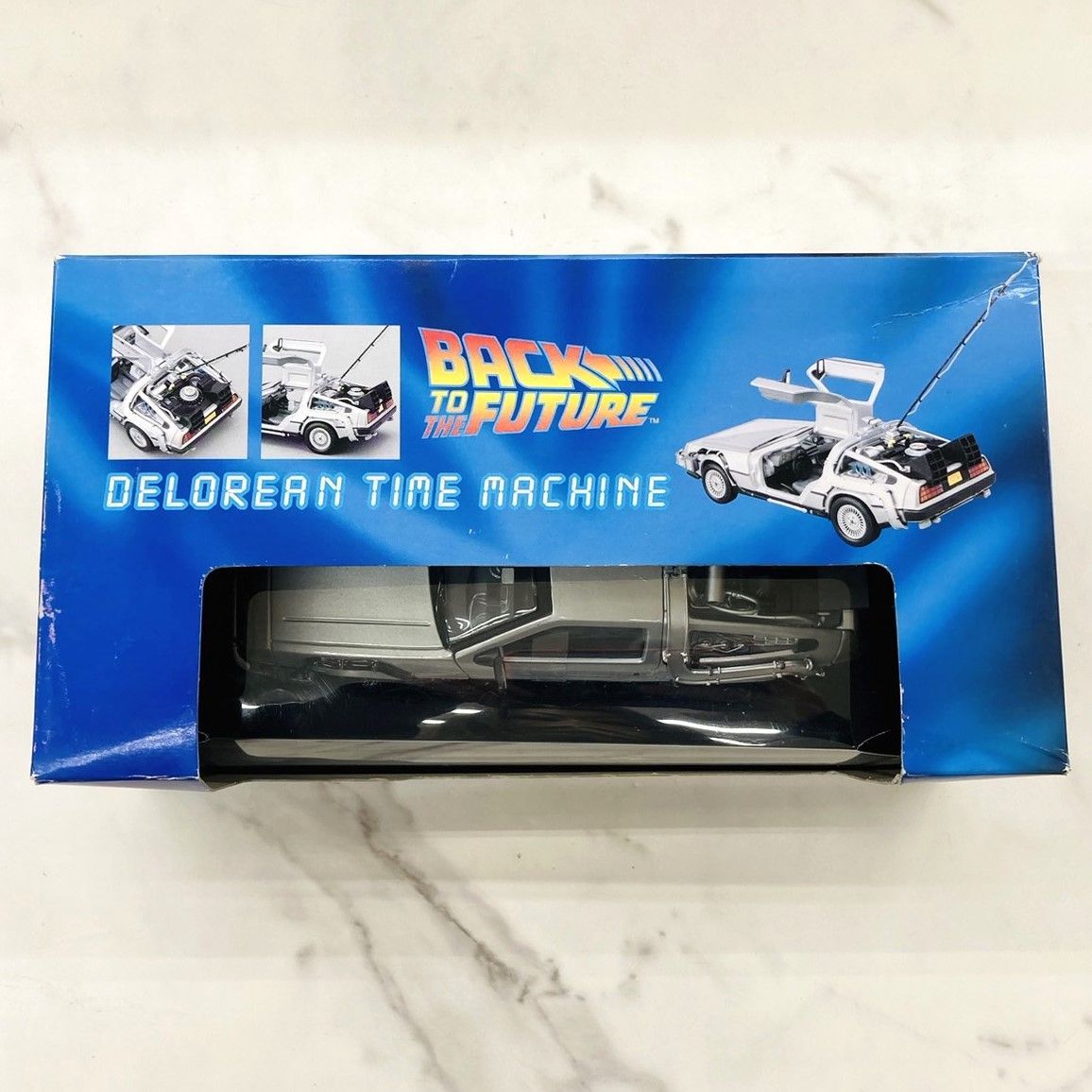 未開封品】BACK TO THE FUTURE デロリアン ダイキャストモデル