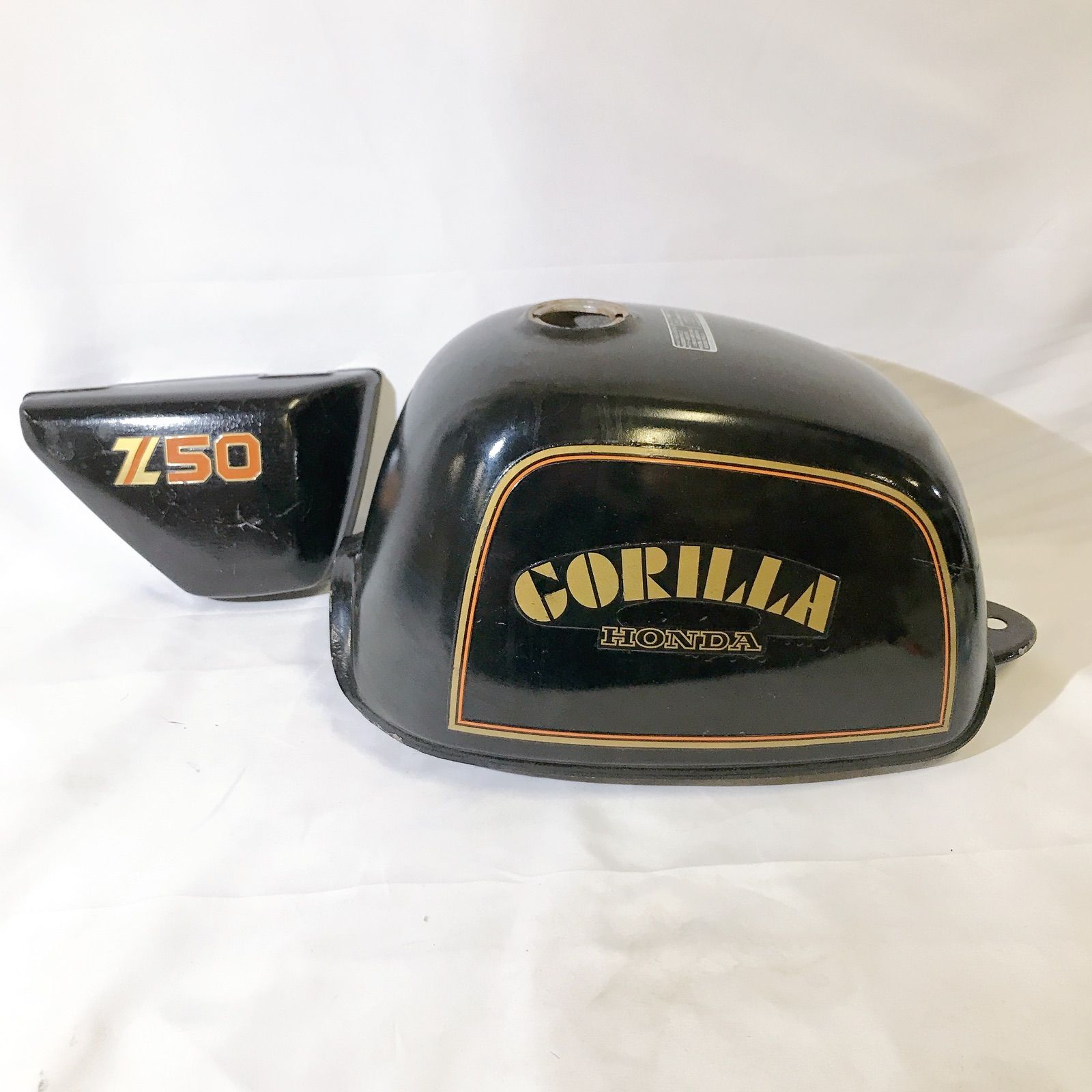 ホンダ・ゴリラ／純正タンク／送料込 ホンダ ゴリラのタンク＆サイドカバー ゴリラ タンク&サイドカバー