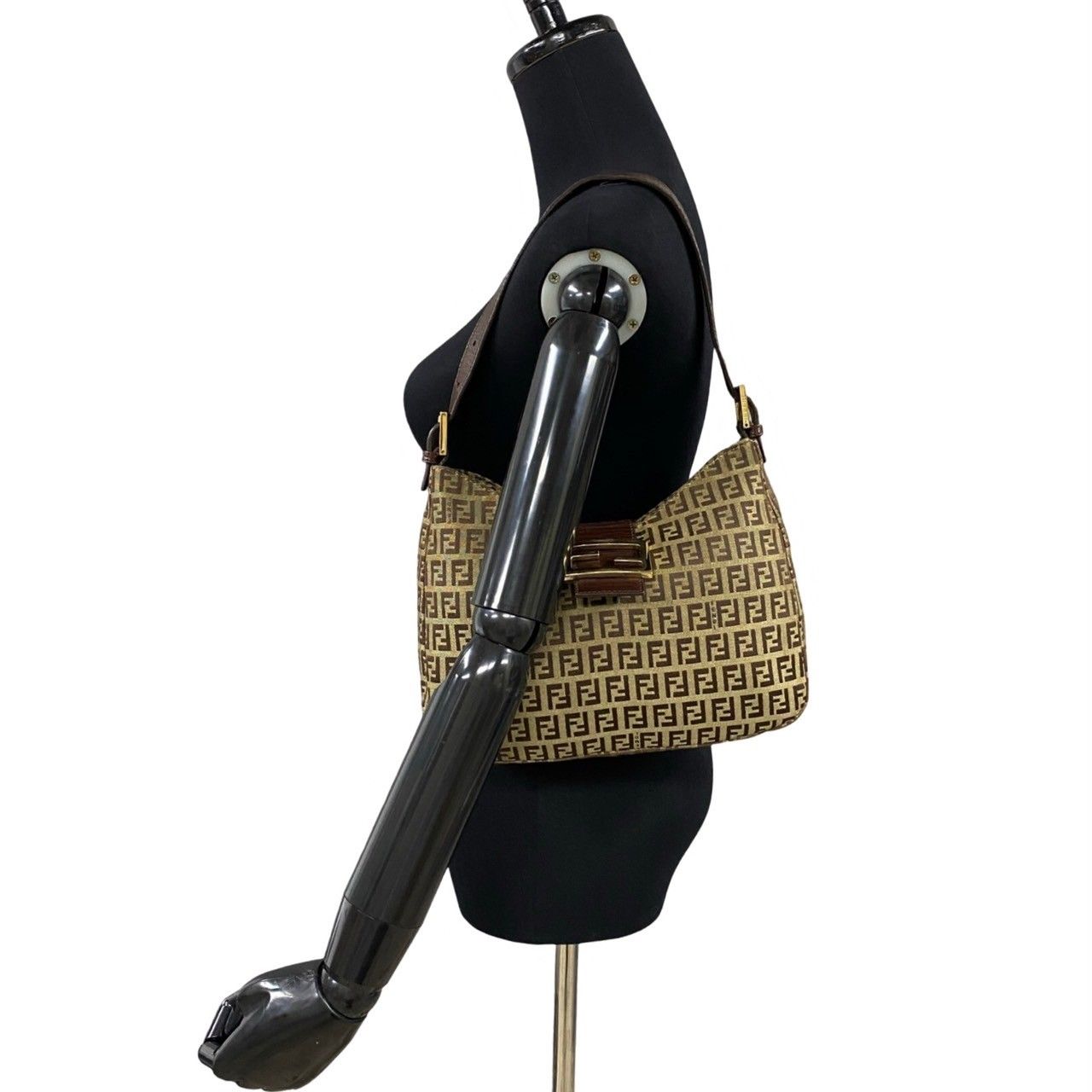 極 美品 FENDI フェンディ マンマバケット ズッキーノ FF 柄 