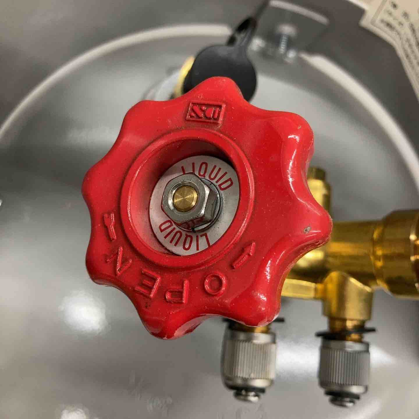 フロン回収再生ボンベ24L（フロートセンサー付き）Asada製 アサダ ASADA フロン回収ボンベ フロートセンサー付き 24L TF057【八潮