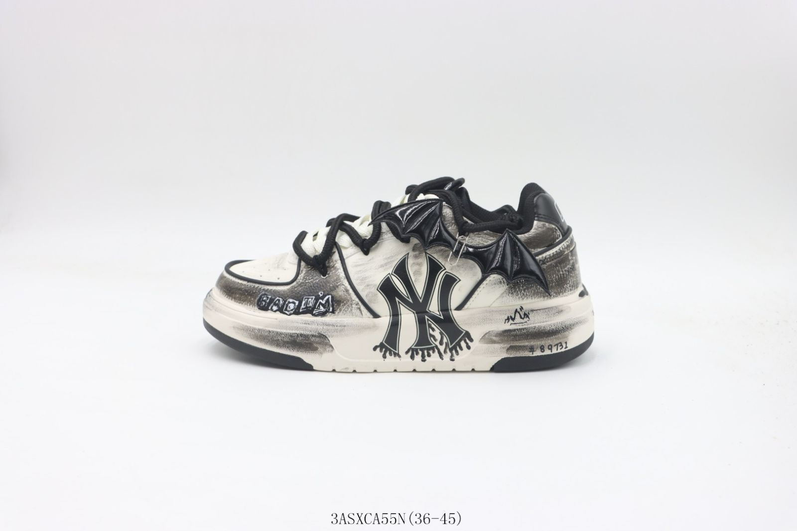 今日 Adidas | アディダス スポーツシューズ ホワイトグレー JQ0968
