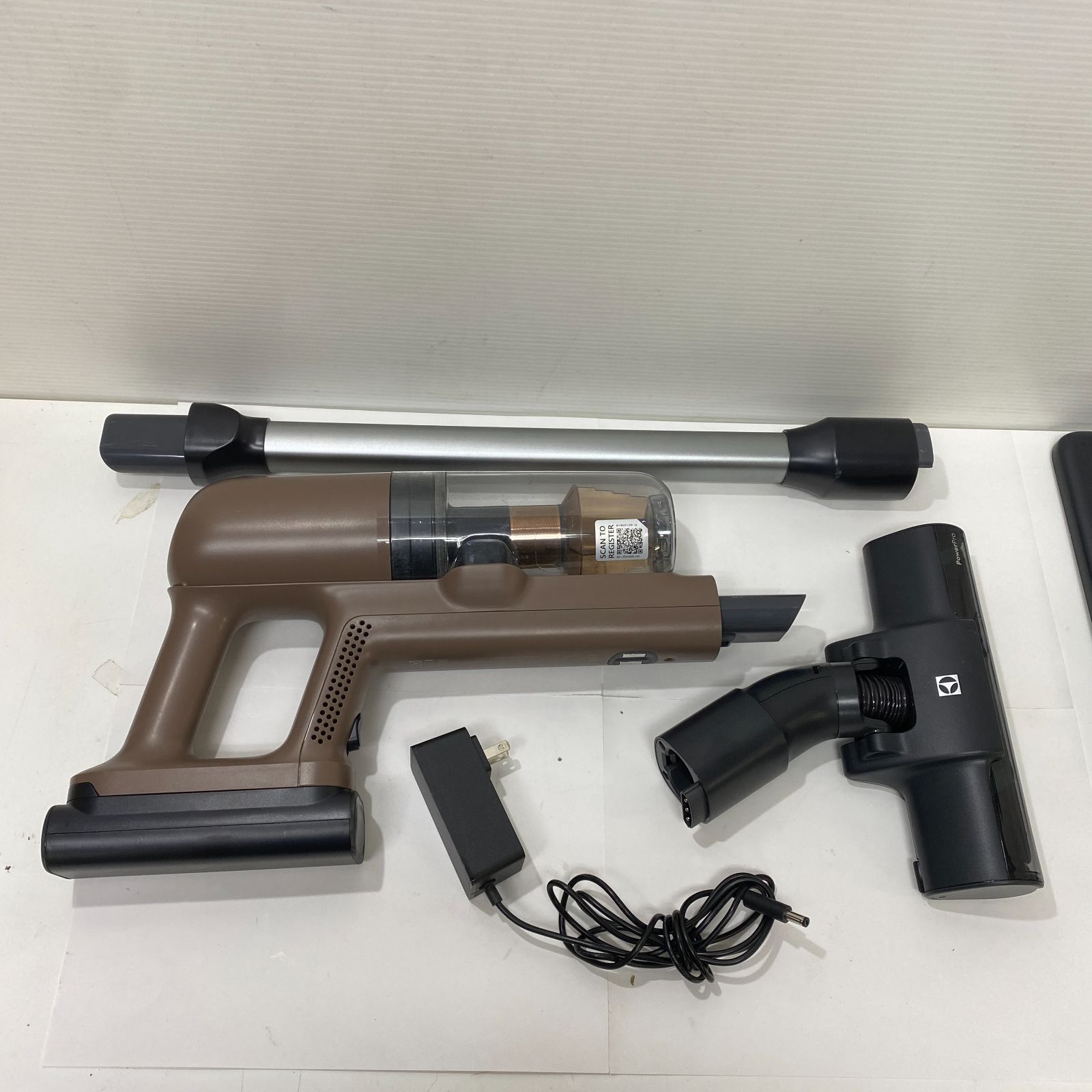 オンライン エレクトロラックス 軽量コードレス掃除機 UltimateHome