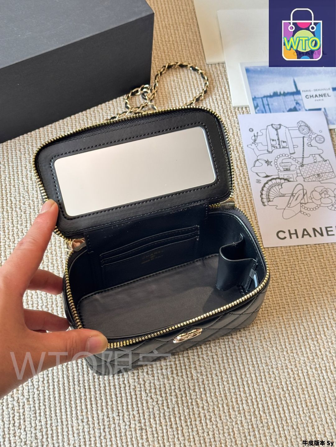 美品 CHANEL シャネル ヴィンテージ ナイロン ポーチ 箱 ギャラ 美品 CHANEL シャネル ヴィンテージ ナイロン ポーチ 箱 ギャラ
