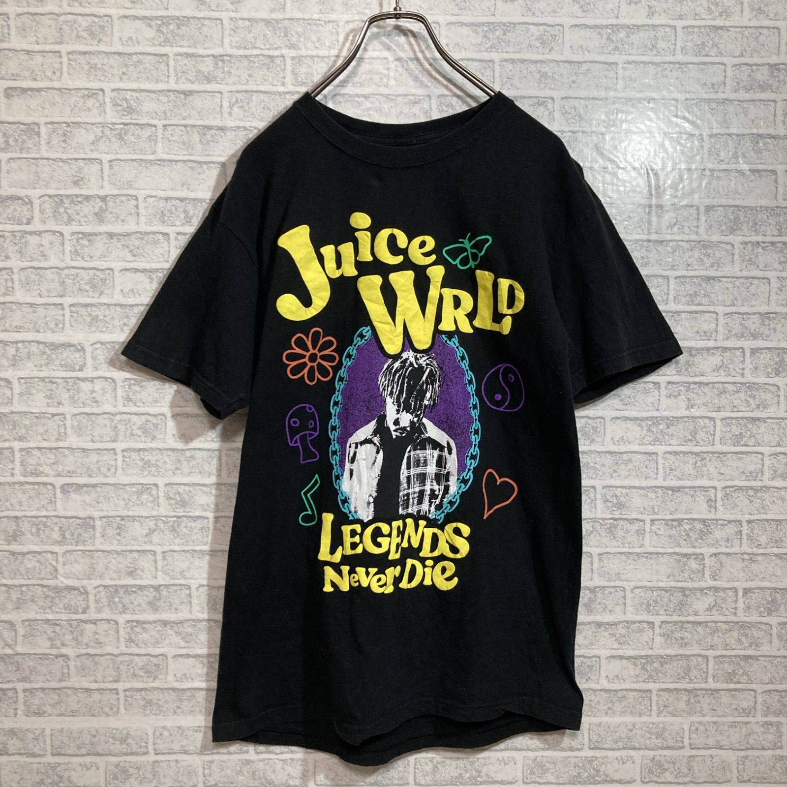 Juice Wrld【Tシャツ☆半袖☆ジュースワールドラップ☆ラッパー☆ミュージック☆Uネック☆コットン☆黒☆古着】Mサイズ