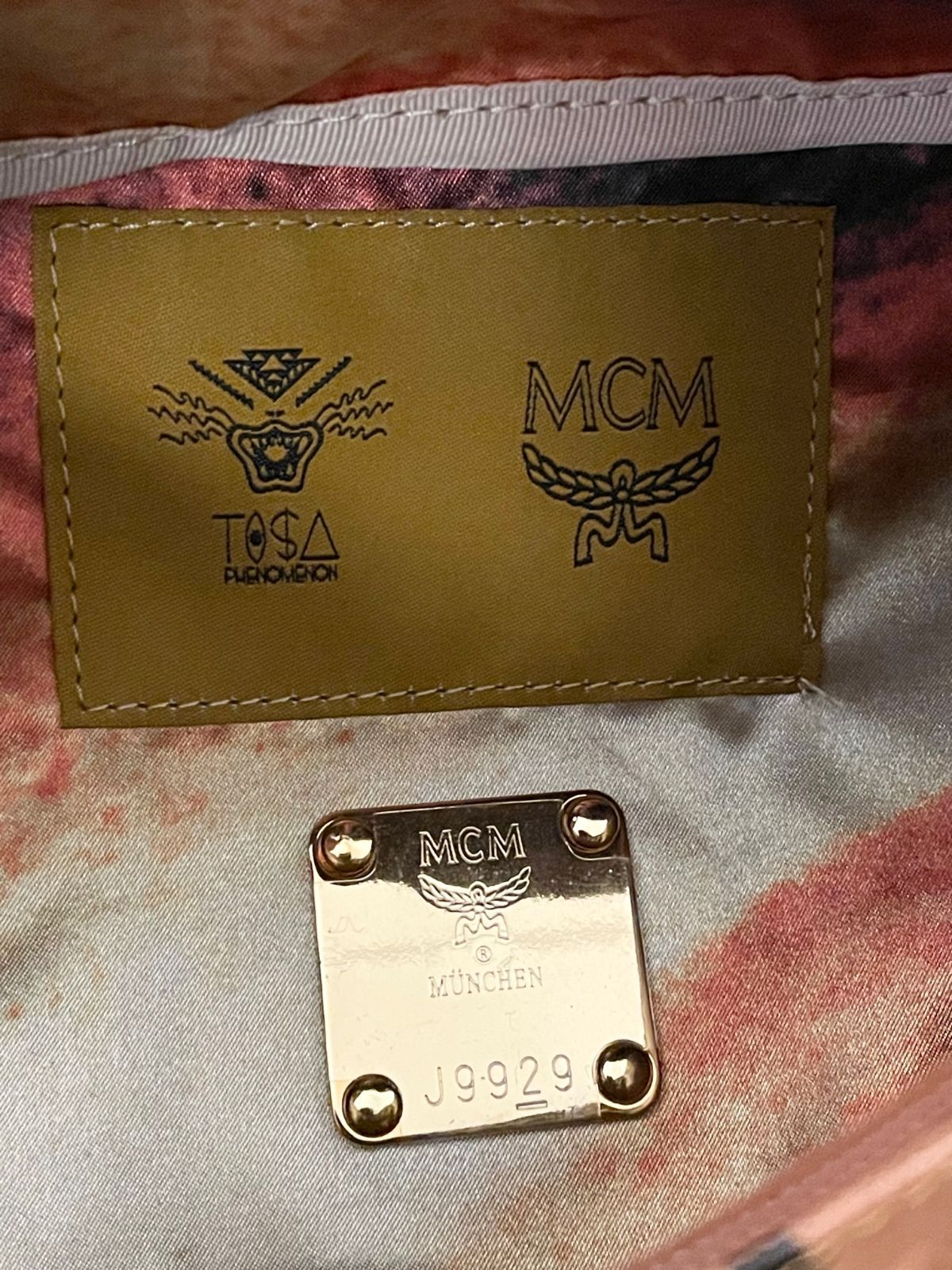 激レア MADE IN JAPAN製 TISA PHENOMENON × MCM トリプルネームモノグラム柄スタッズ付きウエストバッグ コニャック -  メルカリ