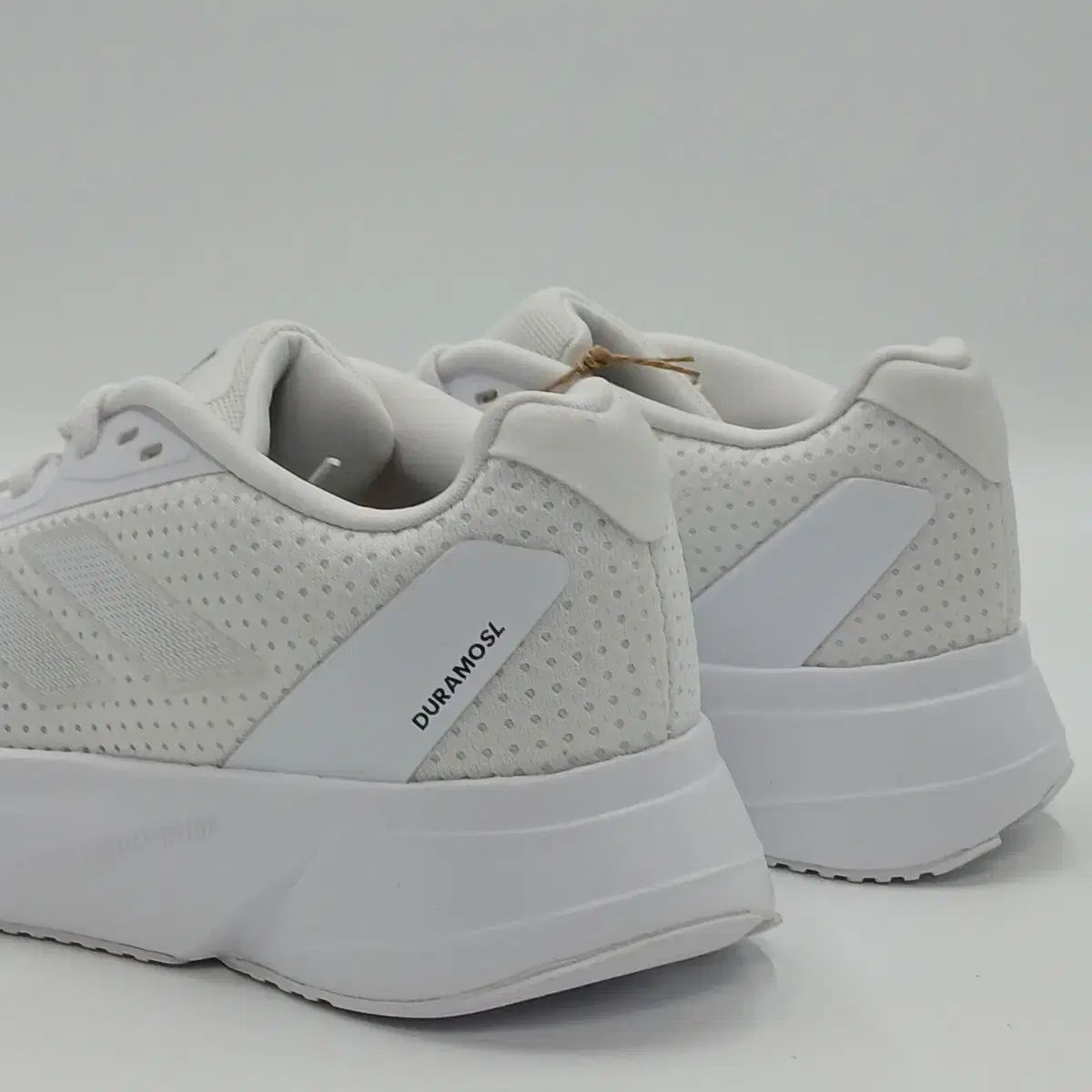 adidas アディダス