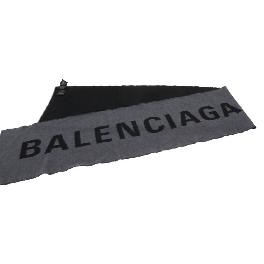 BALENCIAGA (バレンシアガ) ウール ロゴ ジャガード マフラー ブラック/グレー - メルカリ