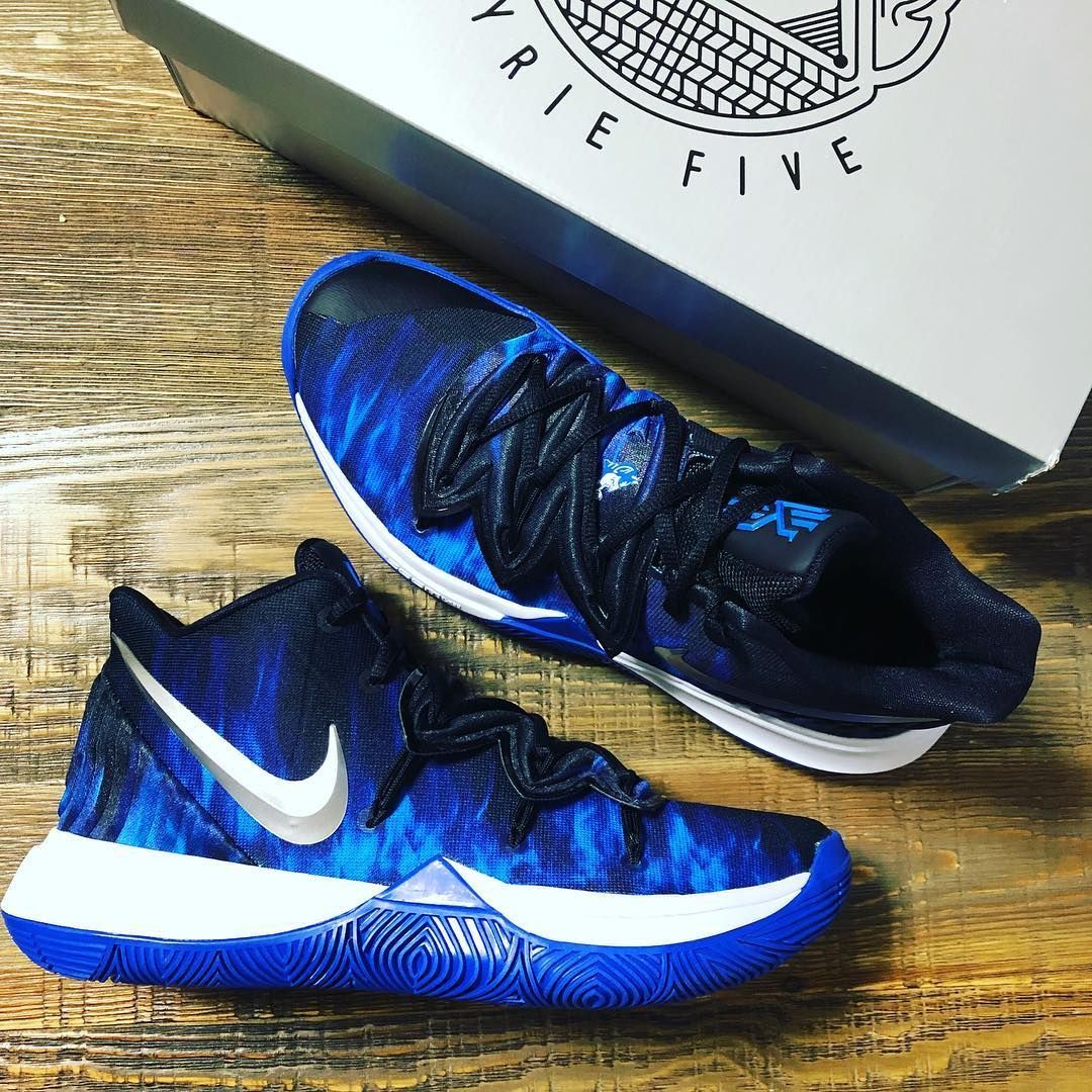 NIKE KYRIE 5 'DUKE PE' ナイキ カイリー 5 デューク  大学 【MEN'S】 multi-color/multi-color-game royal CI0306-901