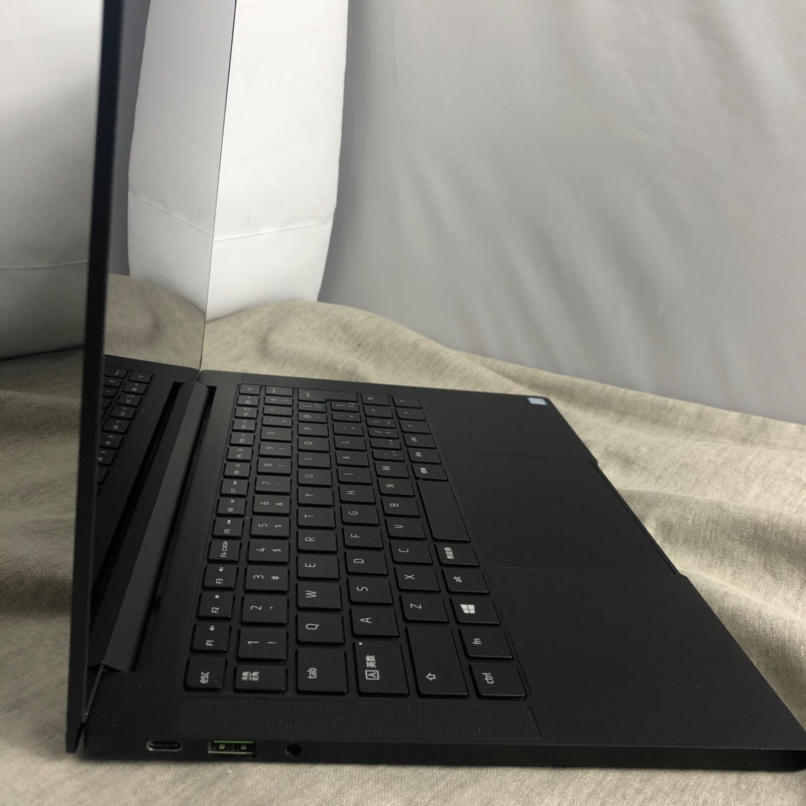 ◇ジャンク品・本体のみ◇Razer Blade Stealth 13 RZ09-0281【i7-8565U 
