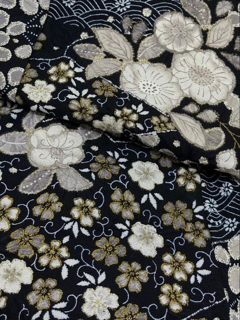 訪問着 辻ヶ花調 絞り加工 金彩 萩 正絹 躾糸付き - メルカリ