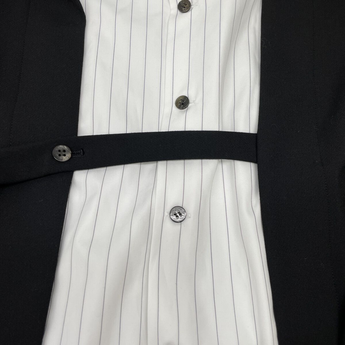 ﾀﾞﾌﾞﾙｸﾛｽｺﾝﾋﾞﾌﾟﾙｵｰﾊﾞｰｼｬﾂ 38