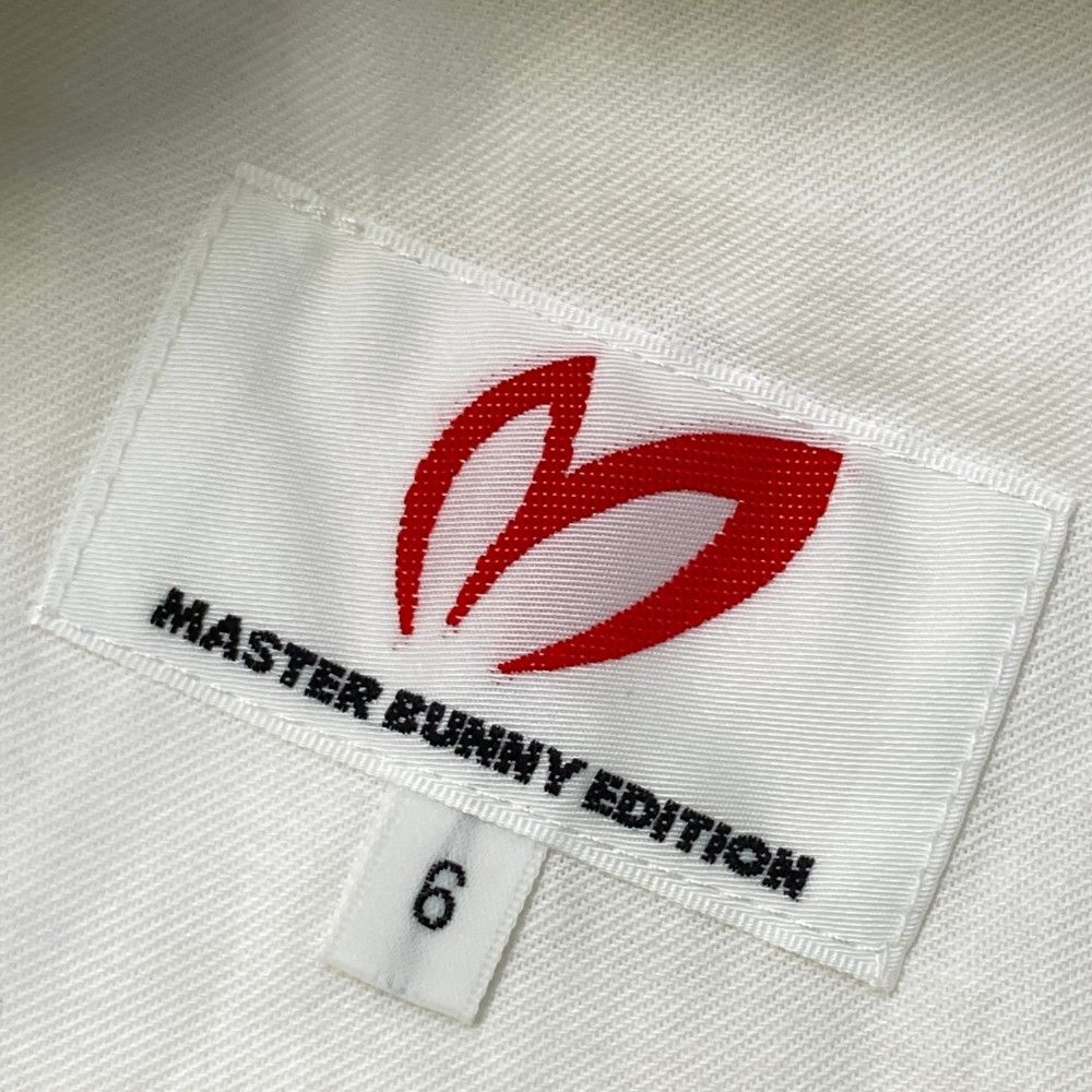 サイズ：6 MASTER BUNNY EDITION マスターバニーエディション  長袖 ジップジャケット  ホワイト系 [240101436018] ゴルフウェア メンズ ストスト サイズ：6 MASTER BUNNY EDITION マスターバニーエディション