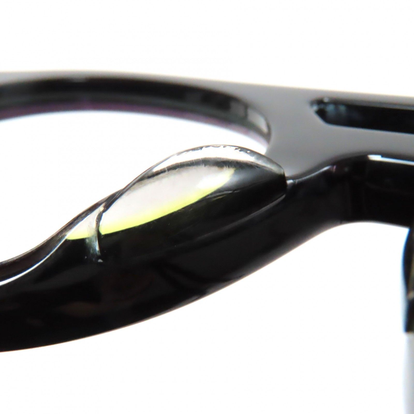 田辺竹雲斎蘇鉄図竹花入れ 二代 田辺竹雲斎 滴水居 蘇鉄図竹花入 共箱