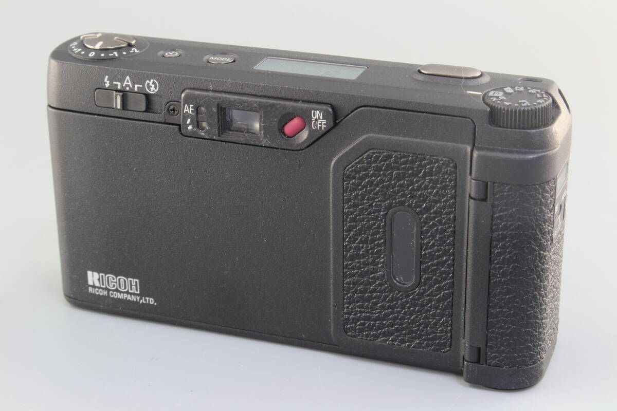 楽一番公式アカウント31　RICOH GR1v リコー　 液晶表示難あり 中古】RICOH リコー GR1v シルバー コンパクトフィルムカメラ