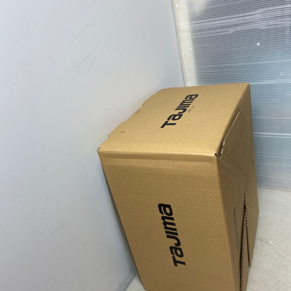 ΦΦTAJIMA タジマ