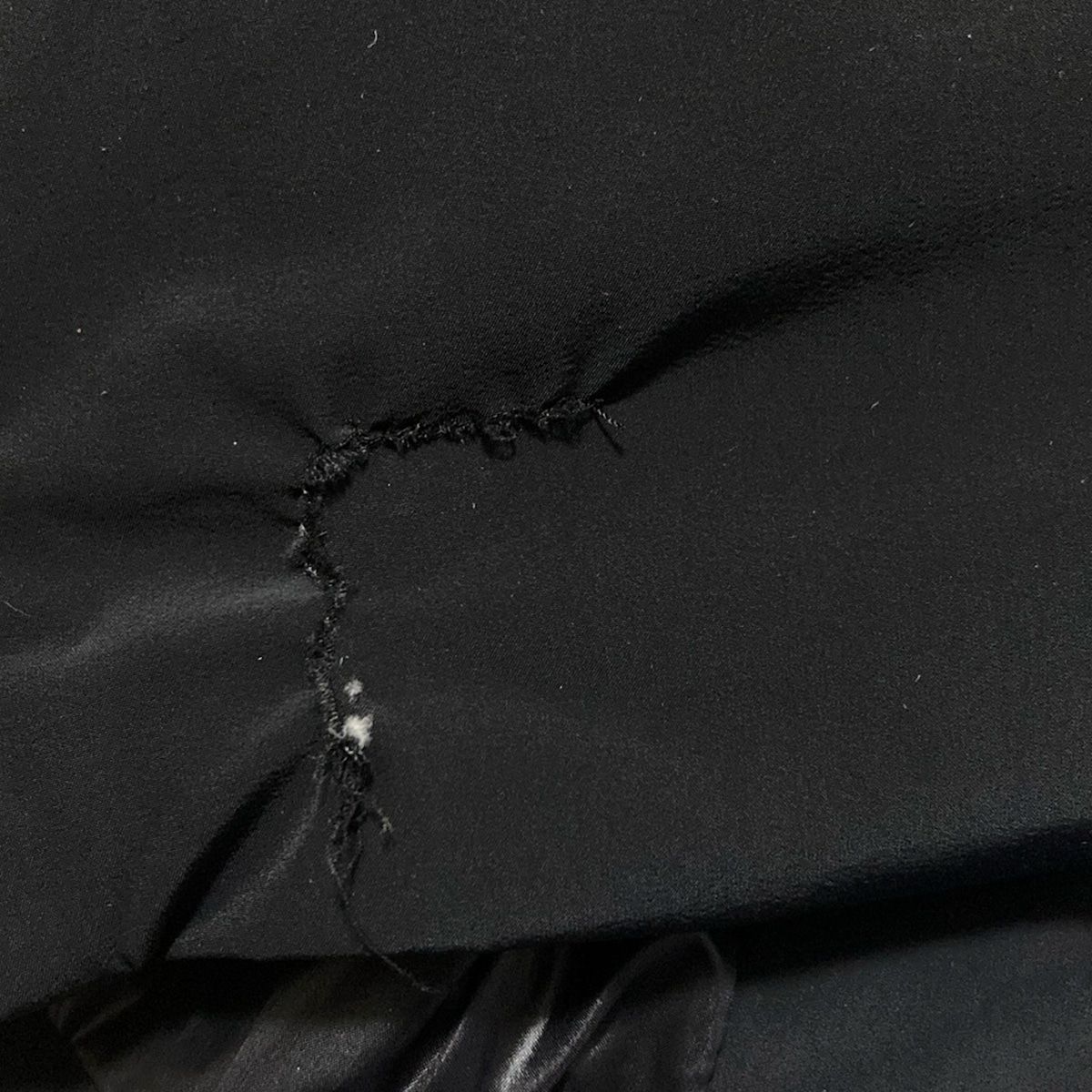 ジップアップ NISHIKAWA