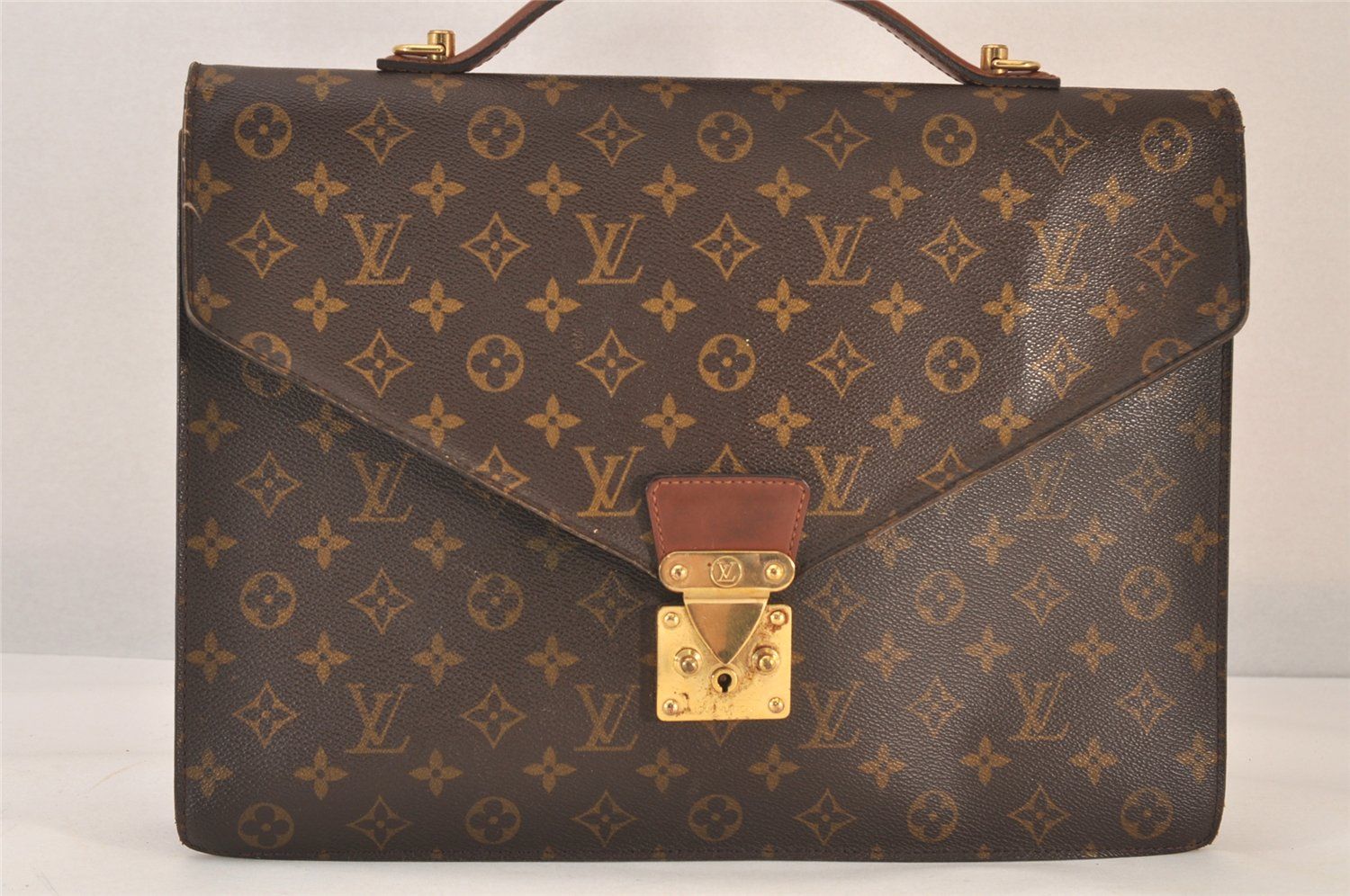 ルイ・ヴィトン ポルトドキュマン バンドリエール ブリーフケース M53338 楽天市場】【バッグ】LOUIS VUITTON ルイ ヴィトン エピ ポルト