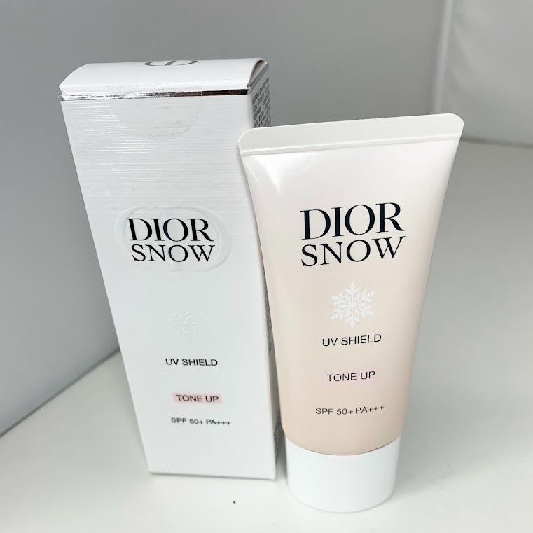 ディオール スノー UV Shield SPF 50 30ml ルージュ ネイル Dior まとめ