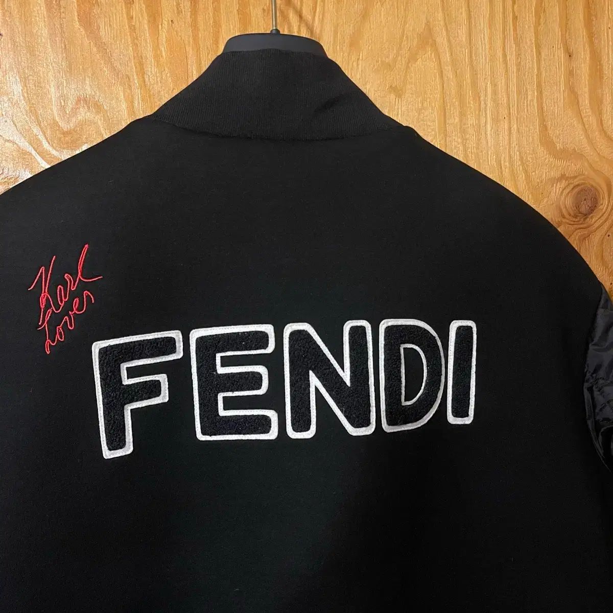FENDI フェンディ カーリート バックロゴ キルト ミックス ボンバー ジャケット