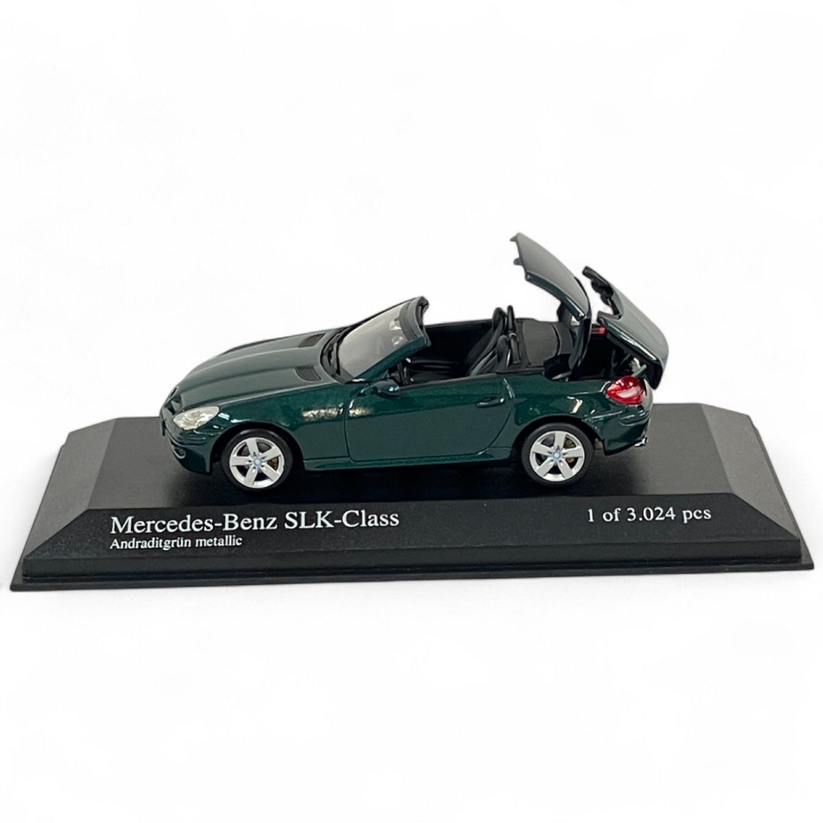 【超激レア 少数量限定】ミニチャンプス メルセデスCLKクーペ　1/43 MINICHAMPS ミニチャンプス 1/43 Mercedes-Benz SLK-Class