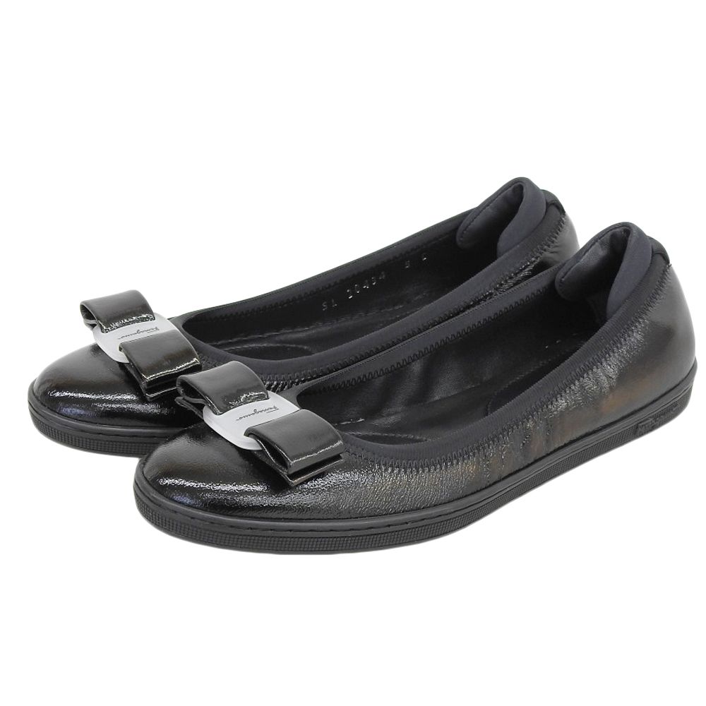 Salvatore Ferragamo サルヴァトーレフェラガモ 新品同様 Salvatore 
