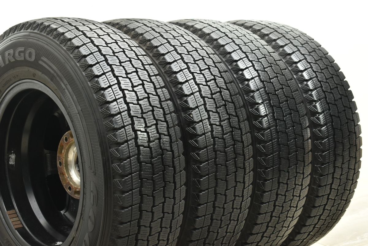 美品♪　マエストランサ　15インチ　ハイエース、レジアスエースなどに♪ TRD、「ハイエース」「レジアスエース」用にオフロードイメージ