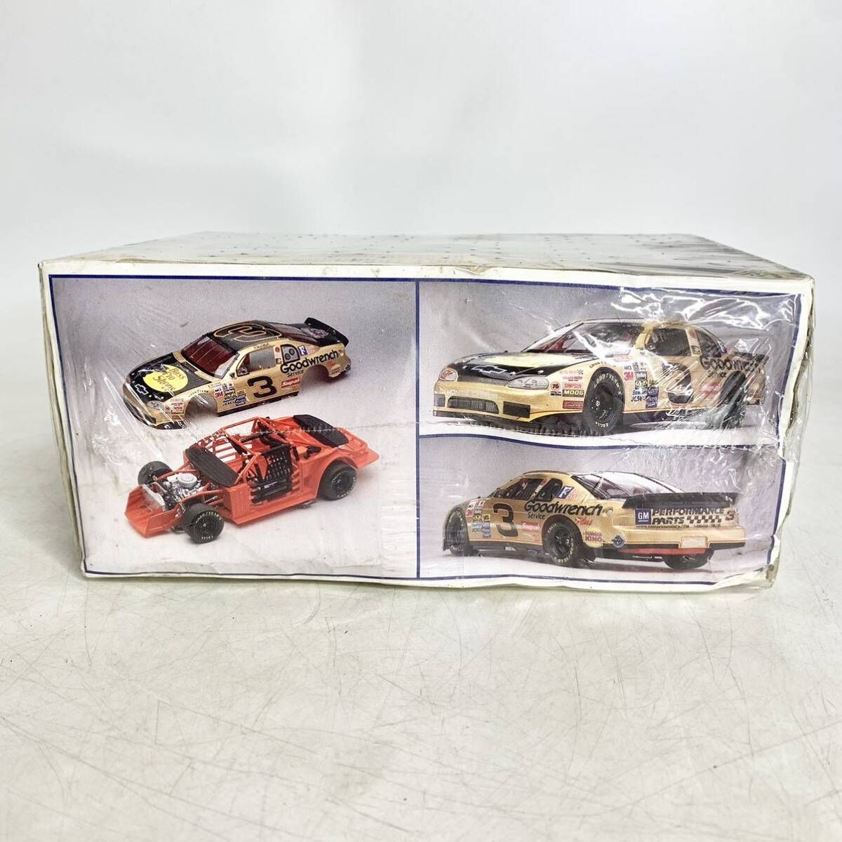 未開封 Revell monogram 1/24 DALE EARNHARDT BASS PRO SHOPS MONTE CARLO NASCAR ナスカー プラモデル 85-4134