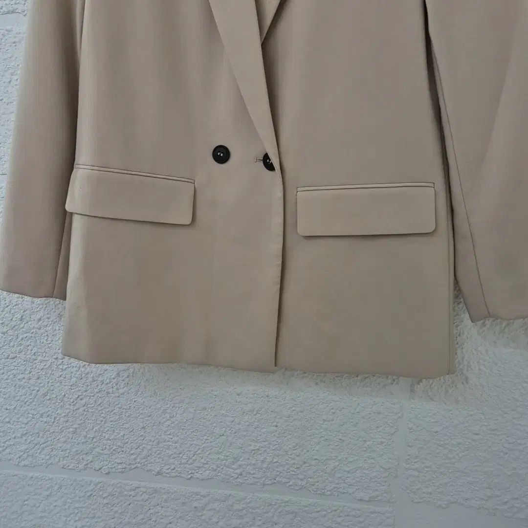 <美品>ZARA ベージュ ボアコート ダブルボタン ZARA ダブルブレストフェイクボアコート ザラ フェイクボアコート