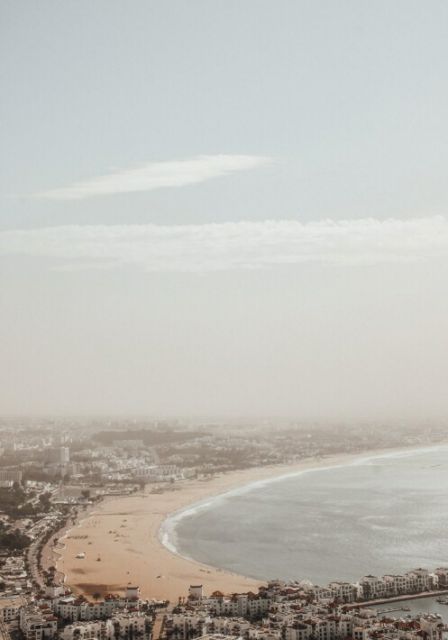 NOUROM | AGADIR CITY， MOROCCO | アートプリント / ポスター(50x70cm)【 北欧 シンプル ミニマル インテリア おしゃれ 】 スウェーデン art アート アートパネル アートボード インテリアパネル お洒落 Agadir to in At Sand 2026&frasl;2027