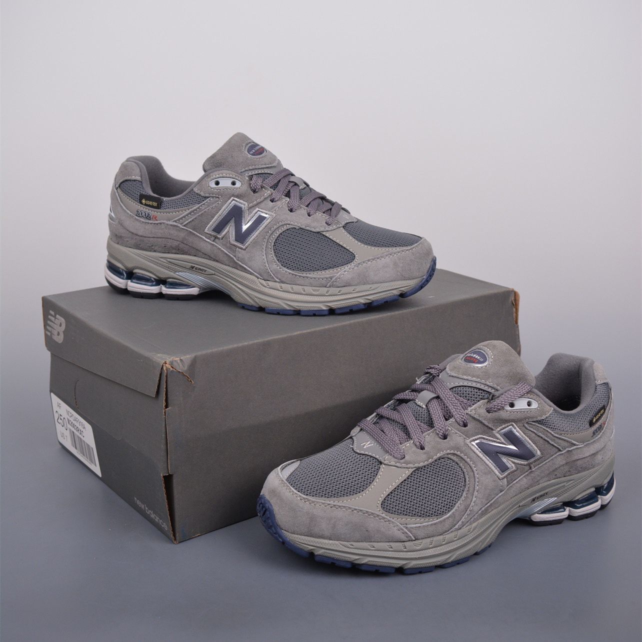 新品 New Balance 2002r ニューバランス2002r 男女兼用