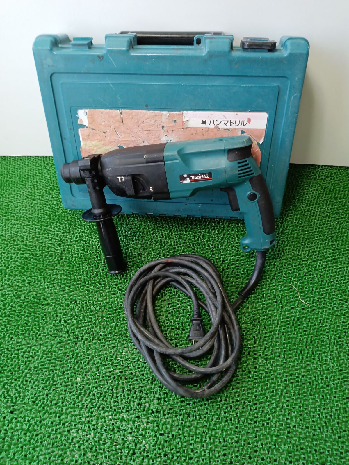 マキタ 24mm ハンマドリル HR2441 makita 71MNWp6qssL._AC_SY200_QL15_.jpg