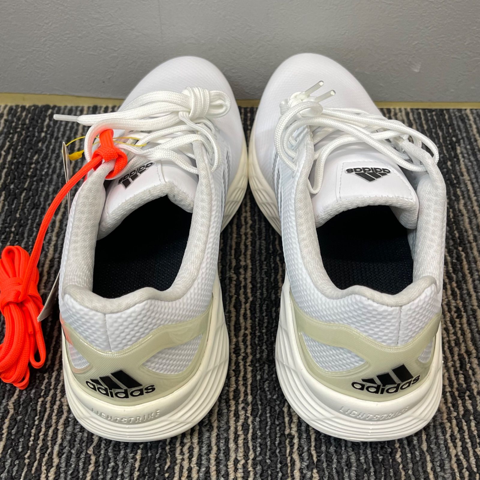 adidas アディダス