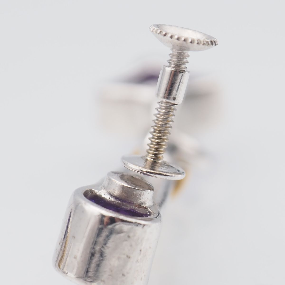 英国製　刻印入りの銀製イアリング　２点 英国銀製品のホールマーク – SILVER-LUG